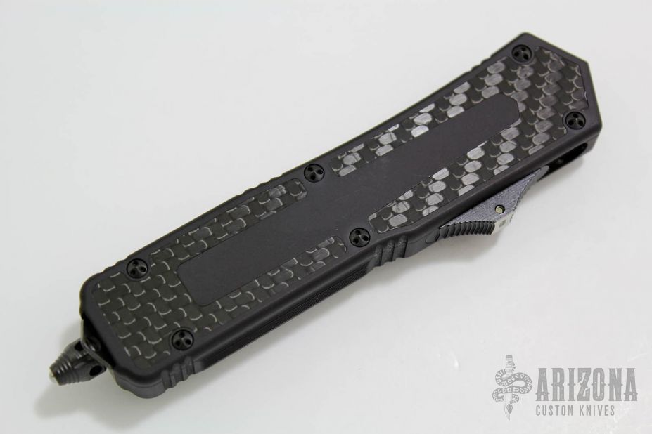 110-1T Scarab D/E - Carbon Fiber Inserts - Arizona Custom Knives 110-1T Scarab D/E - Carbon Fiber Inserts - Arizona Custom Knives