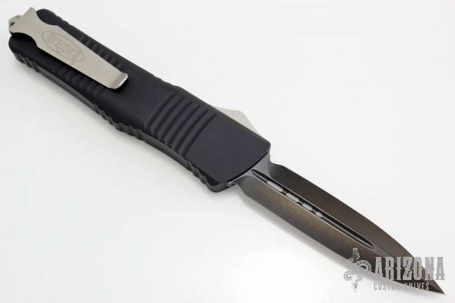 142-1 Combat Troodon D/E Black Standard