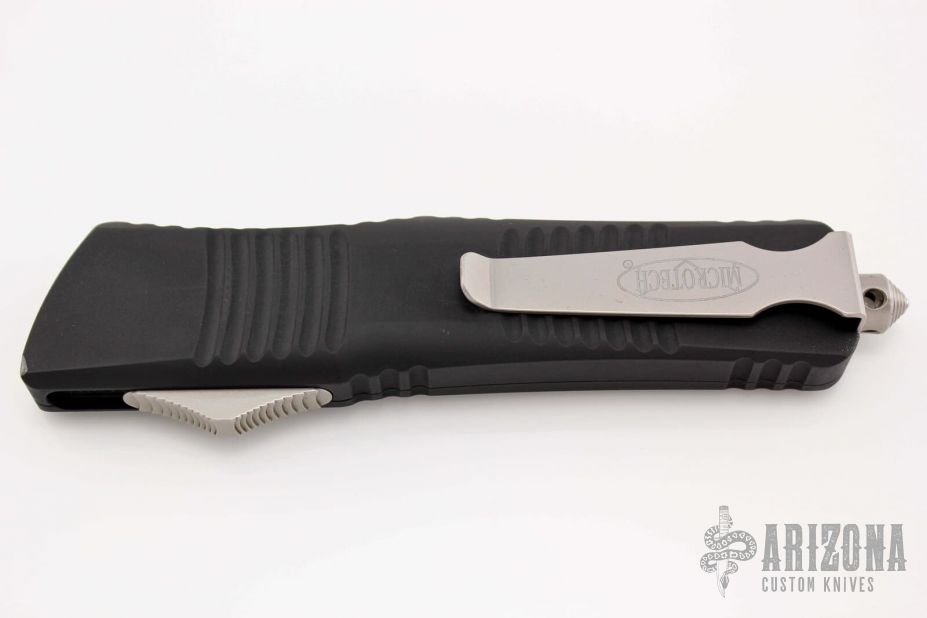 142-1 Combat Troodon D/E Black Standard