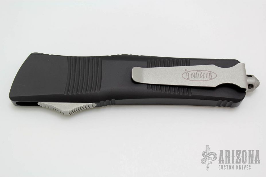 144-7 Combat Troodon T/E Bead Blast Standard