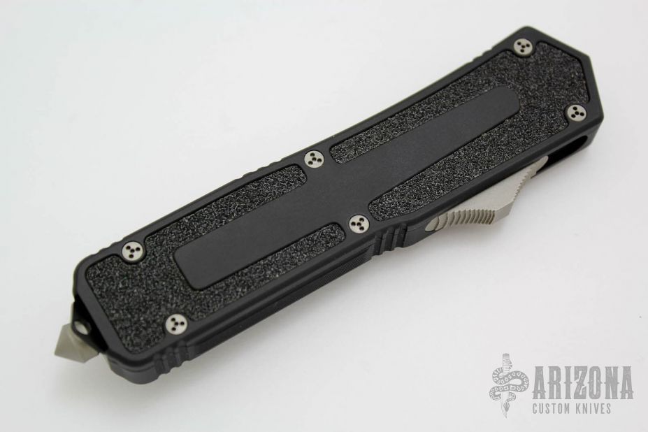 175-5 Scarab D/E - Satin Serrated