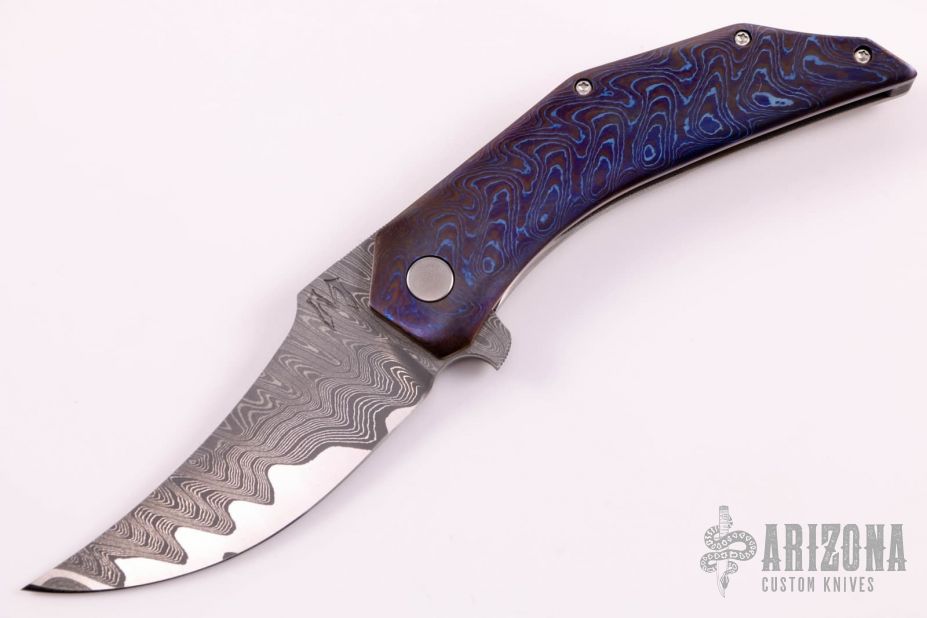 Sirus and No.174, Gothic Logo Knife