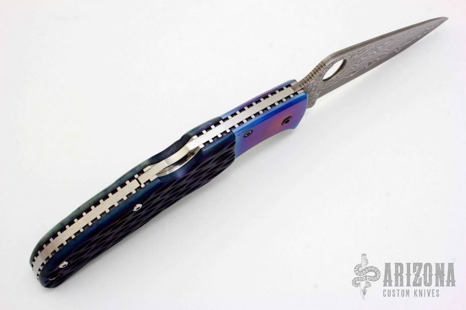 C10JBBP2 Endura Damascus - Blue Jigged Bone