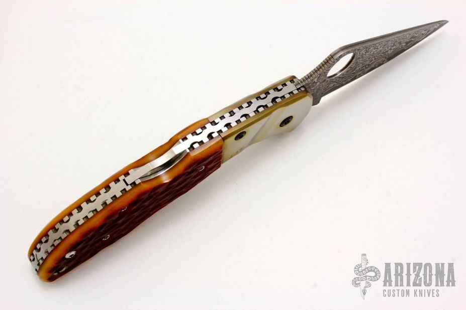 C11JBB Delica Damascus - Burnt Jigged Bone