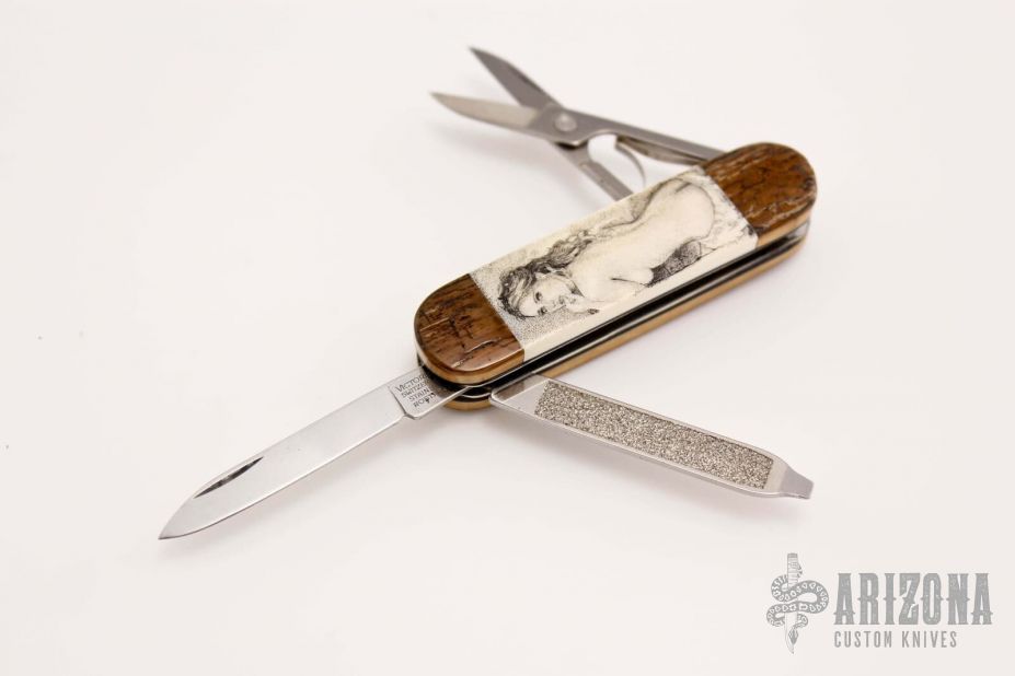 Classic Mammoth Victorinox Swiss Army Knife – Ivory Jacks