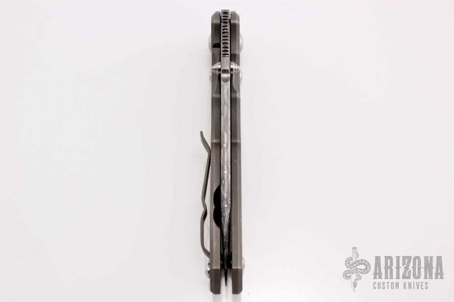 Large Sebenza 25 CGG - Basket Weave