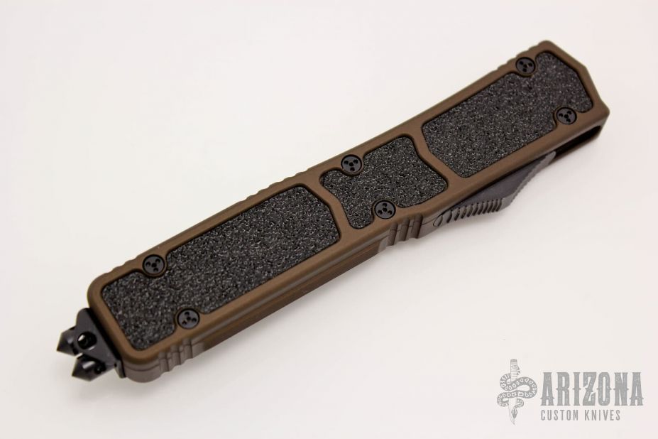 Makora - D/E Black 050 of 100