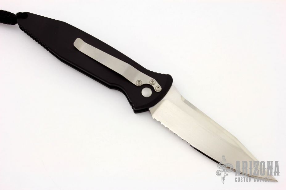 Mini Socom-Auto Satin Serrated 9/99