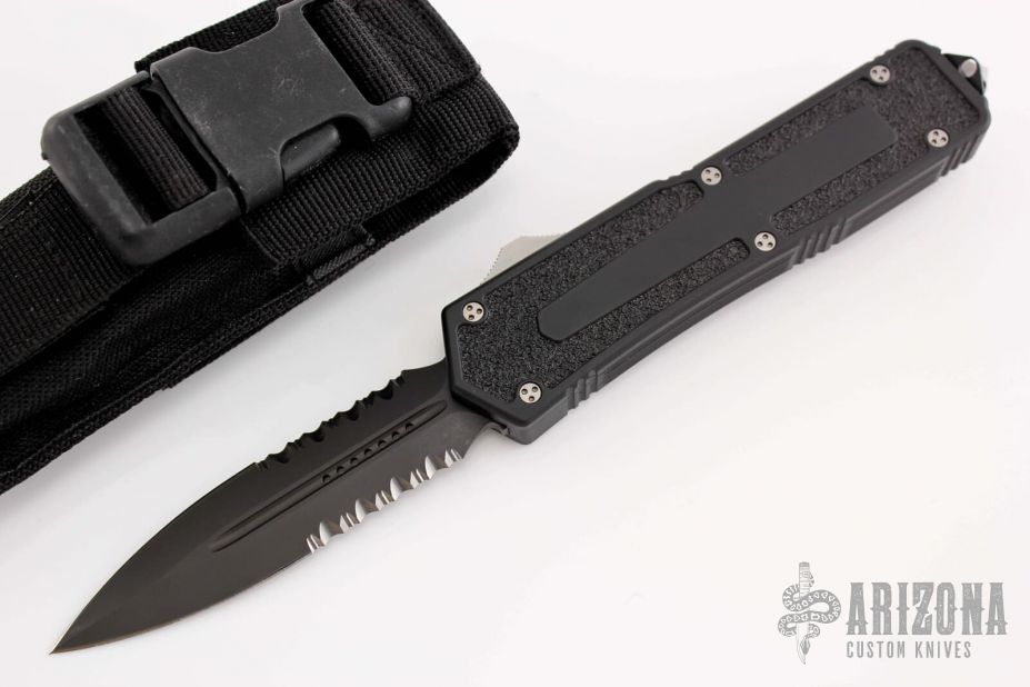 Scarab -  D/E Black Serrated #00902 09/2006