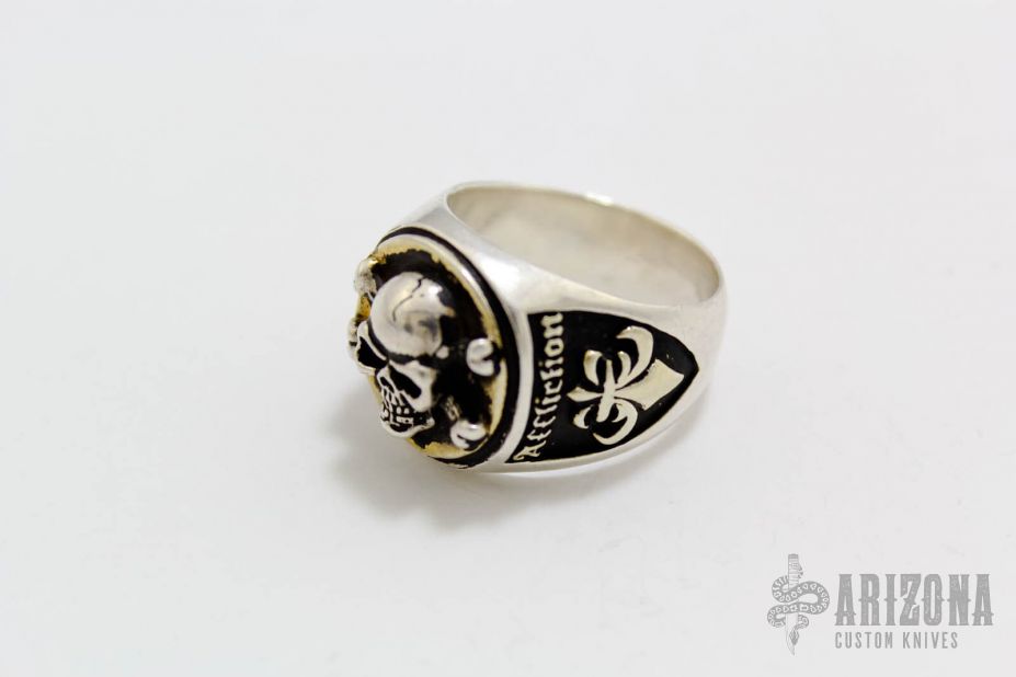 Skull and Cross Bones Ring - Size 10