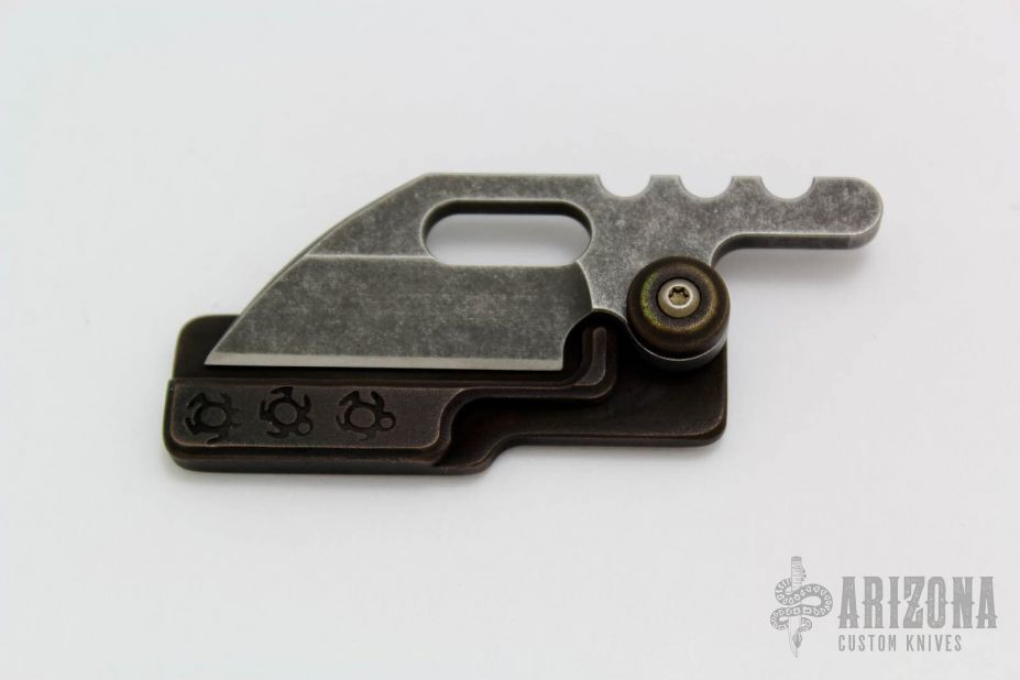 Thorn Friction Folder with Leather Sheath