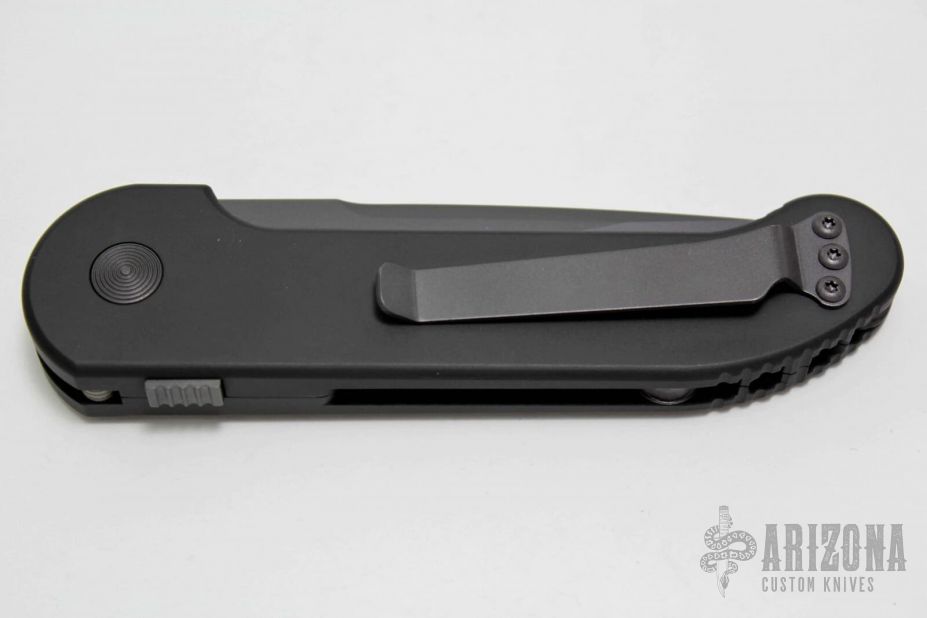 UMS Black Tactical Serrated - 10/2004