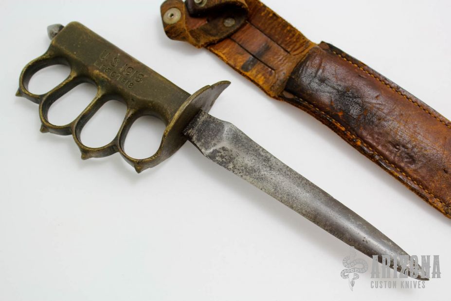 https://cdn.arizonacustomknives.com/images/products/big/usus_1918_l_f___c_trench_knife___very_rare___battleworn_173670_2.jpg