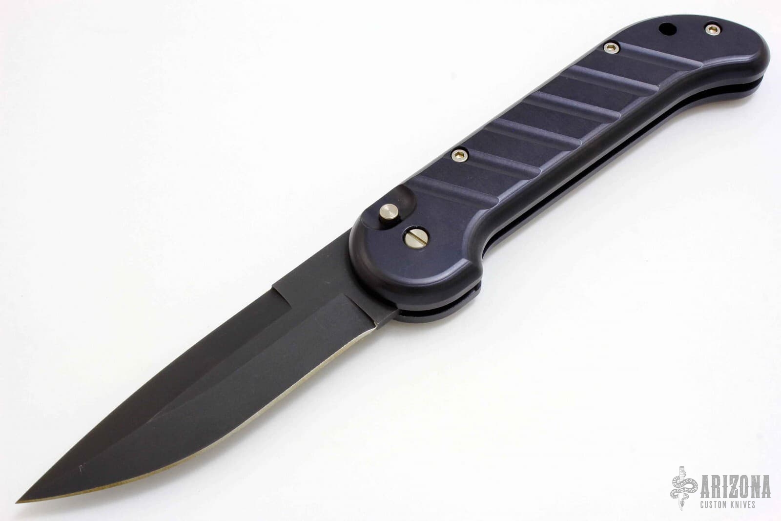 knives used by navy seals        
        <figure class=