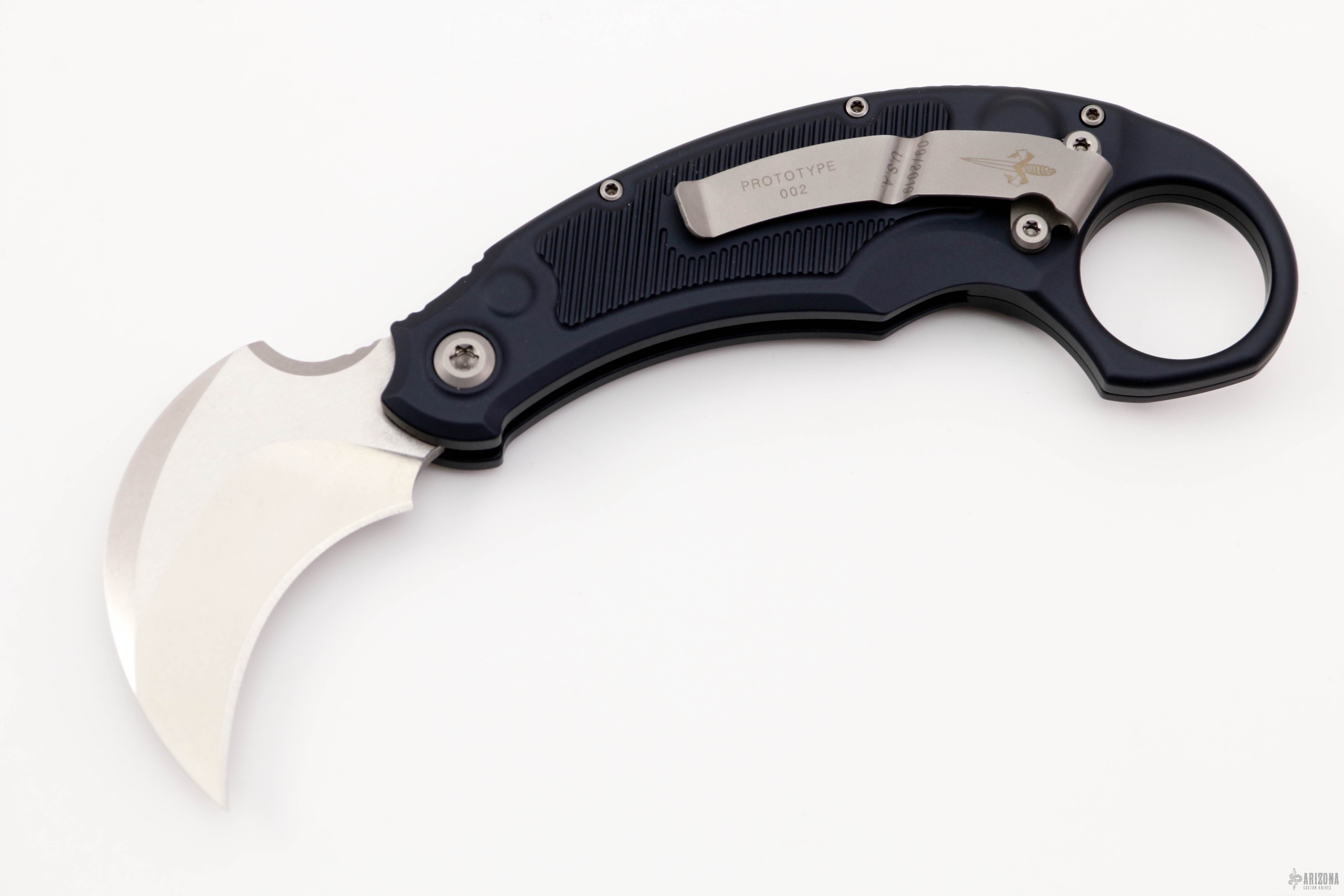 A quick wooden karambit (knife) » Famous Artisan