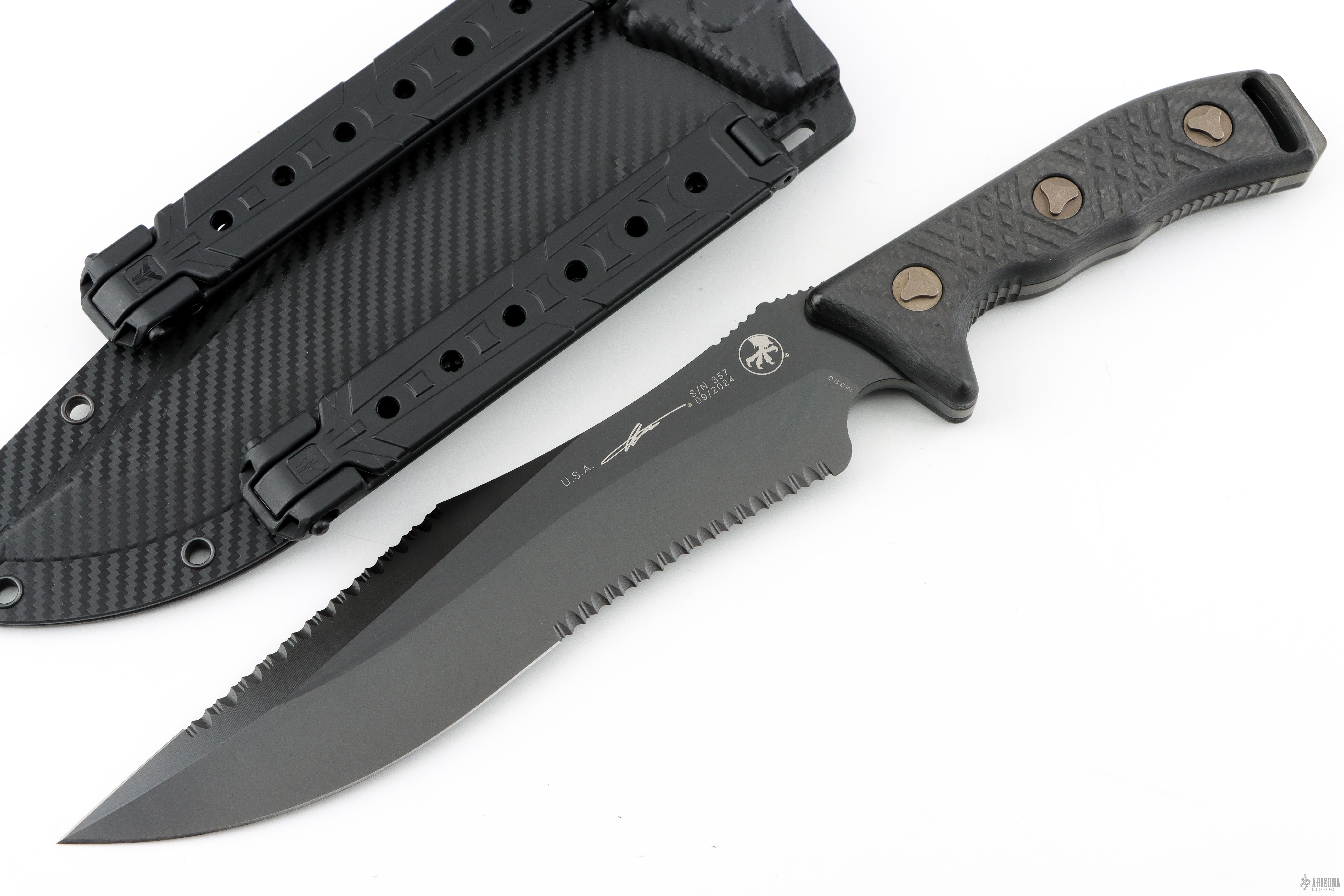 104-3DLCCFS Arbiter Signature Series CF Handle DLC Full Serrated