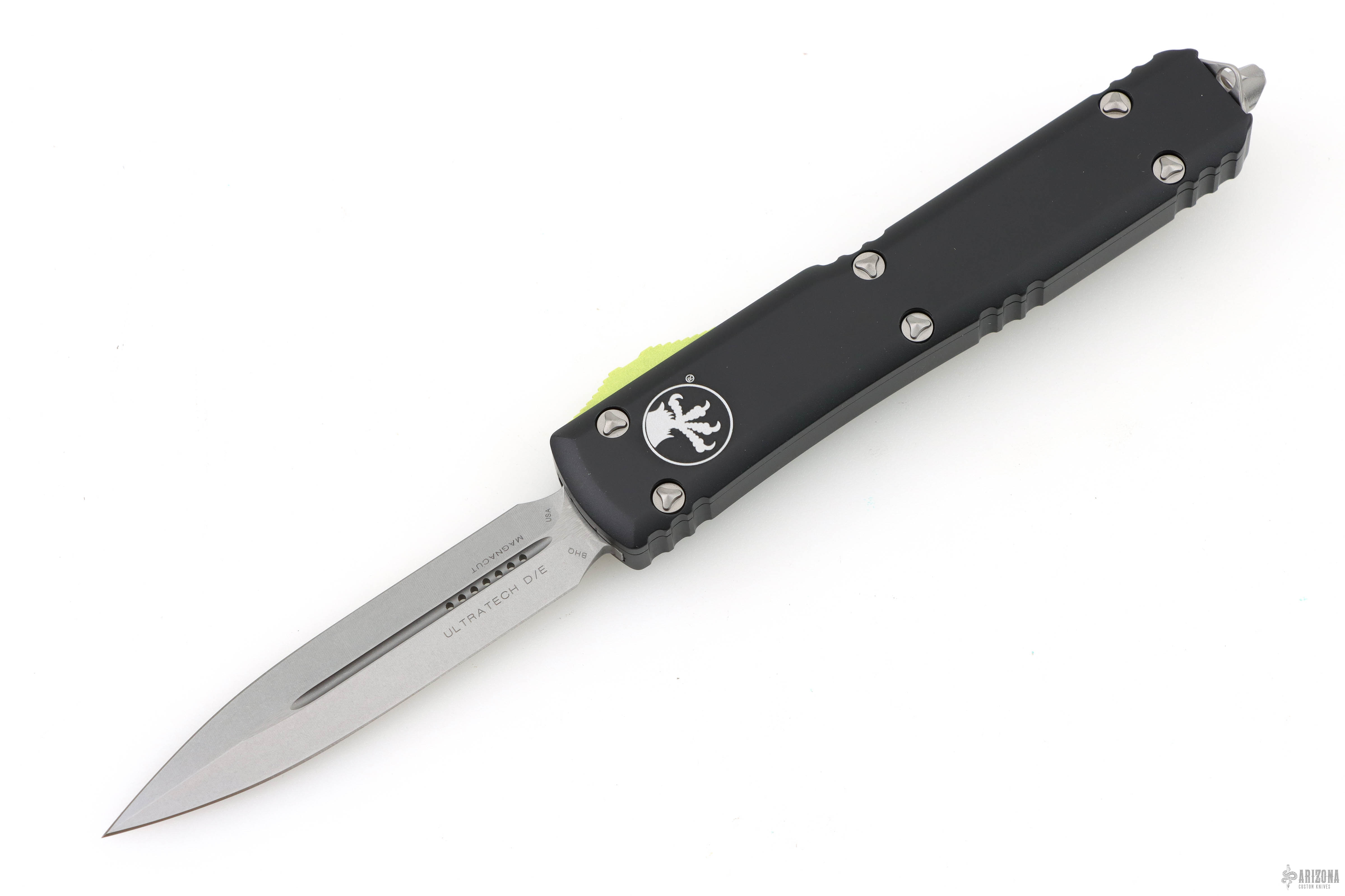 122-10HQ Ultratech D/E Blade HQ Exclusive Neon Yellow Button