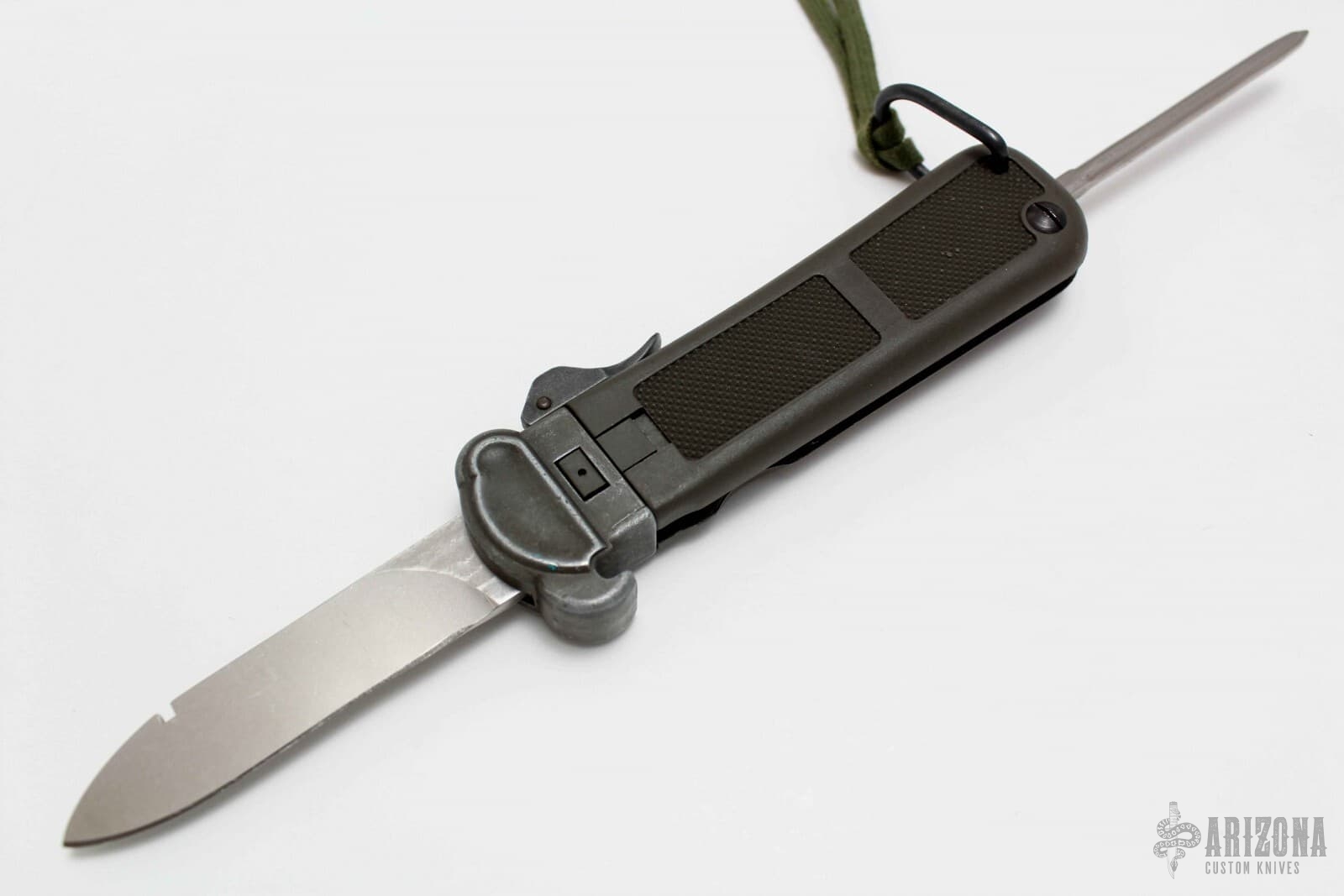 modern gravity knife