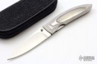 Sculpted Linerlock Folder