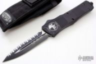 Combat Troodon D/E Black Serrated #07224 12/2010