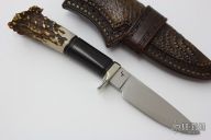 Goblin Fixed Blade w/ Stand