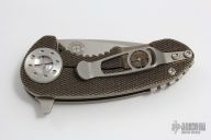 F3 Flipper - Compact, Anodized/Textured Scales, Ti Backspacer