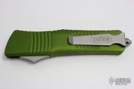 144-1OD Combat Troodon T/E Black Standard