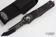 144-2 Combat Troodon T/E Black Serrated 12/2010 #07350