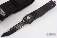 144-2 Combat Troodon T/E Black Serrated 12/2010 #07118
