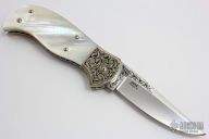 Engraved Scale Release Auto