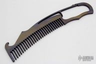 Combariner Comb with Integral Carabiner