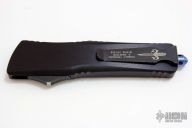 Combat Troodon - Mirror Hell Hound Staight Razor w/ Blue Ti Hardware