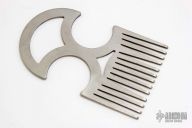 Titanium Pick Comb