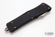 142-1 Combat Troodon D/E Black Standard