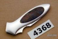 Small Dagger, self-lock