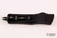 219-16BLTI Combat Troodon Hellhound - Carbon Fiber Top w/ Blue Ringed w/ Ti HW Damascus Standard