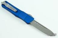 144-10APBL Combat Troodon T/E Blue Apocalyptic Standard