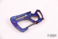 MokuTi Carabiner w/ Blade