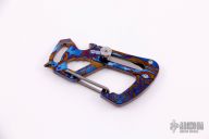  MokuTi Carabiner w/ Blade