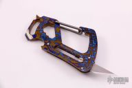 MokuTi Carabiner w/ Blade