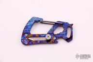 MokuTi Carabiner w/ Blade