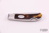 Amber Interframe Lockback