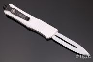 142-1ST Combat Troodon D/E ST White Standard