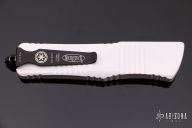 142-3ST Combat Troodon White Full Serrated
