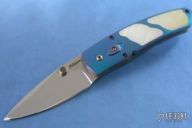 Seascape Pearl Button Lock