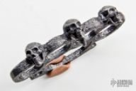 3 Skull Knuckles
