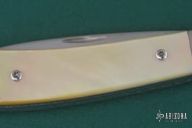 Gold Lip Pearl Slipjoint