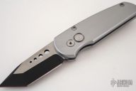 R308 Runt 3 - Grey Handle / 2-Tone Black & Satin Plain Tanto