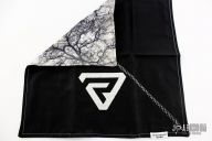 Handkerchief - Richard Rogers Knives