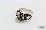 Skull and Cross Bones Ring - Size 10